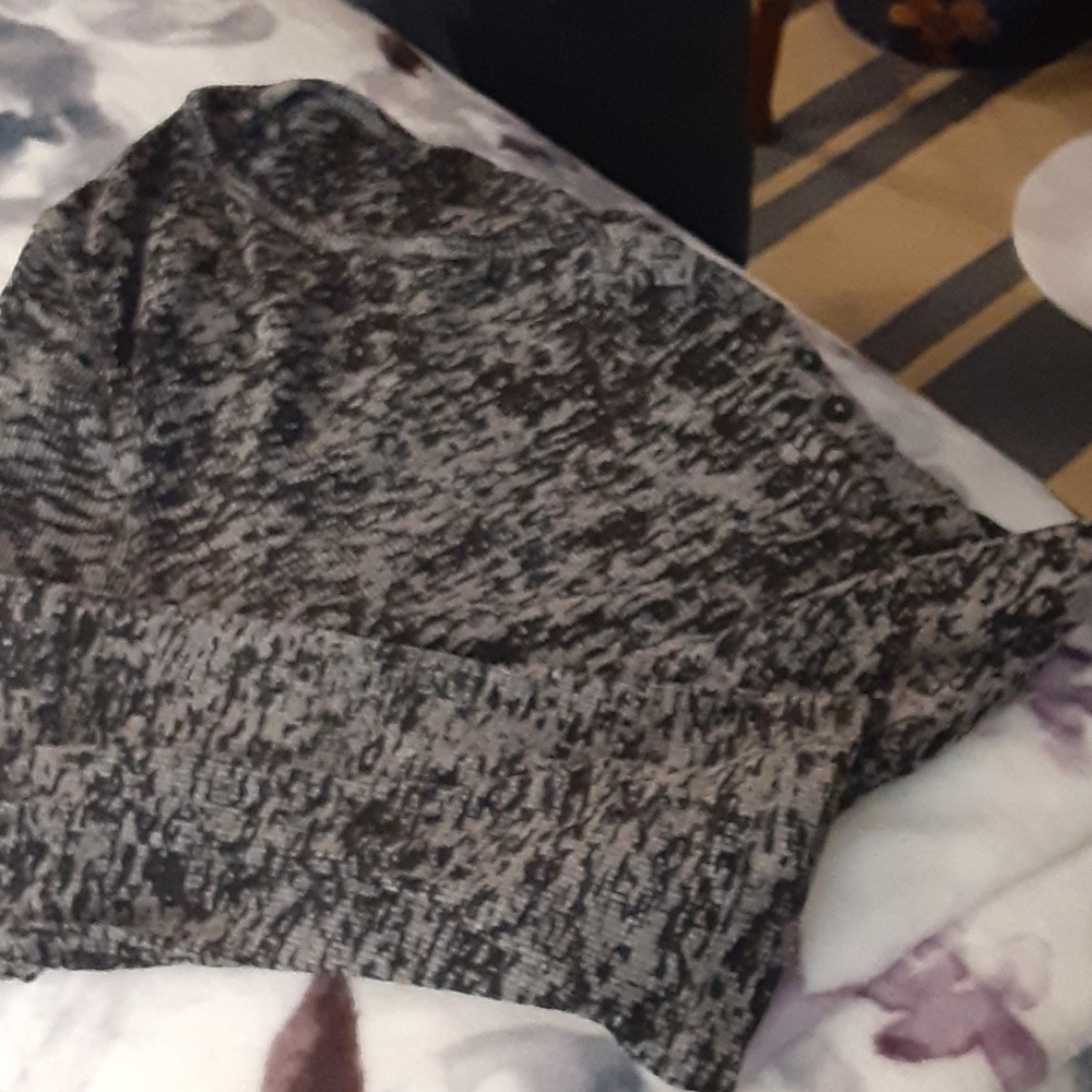 Womans Long Top - Picture 3 of 4